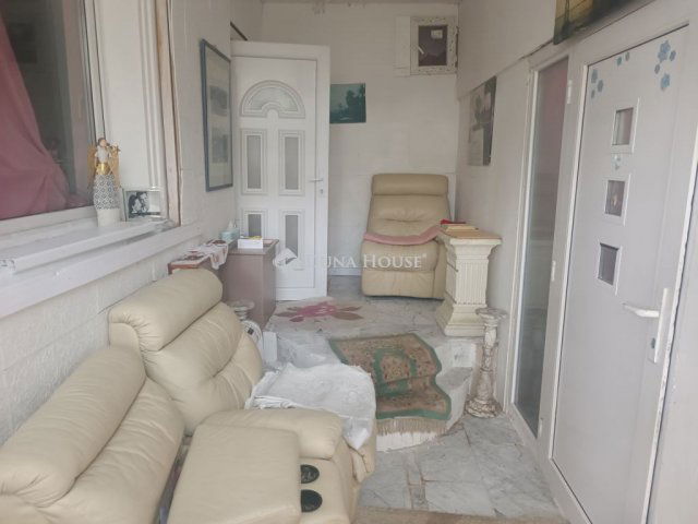 Eladó téglalakás, Budaörsön 38 M Ft, 1 szobás