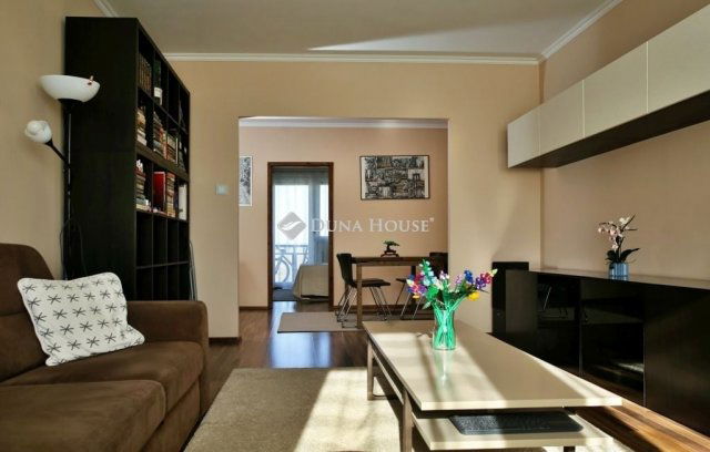 Eladó panellakás, Budapesten, XV. kerületben 86.7 M Ft, 3 szobás