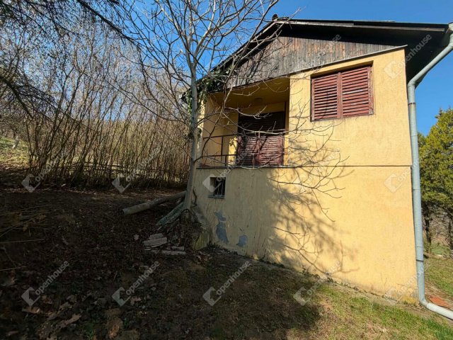 Eladó családi ház, Zalaegerszegen 9.9 M Ft, 2 szobás