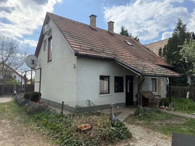 Eladó családi ház, Gödöllőn 89 M Ft, 3 szobás