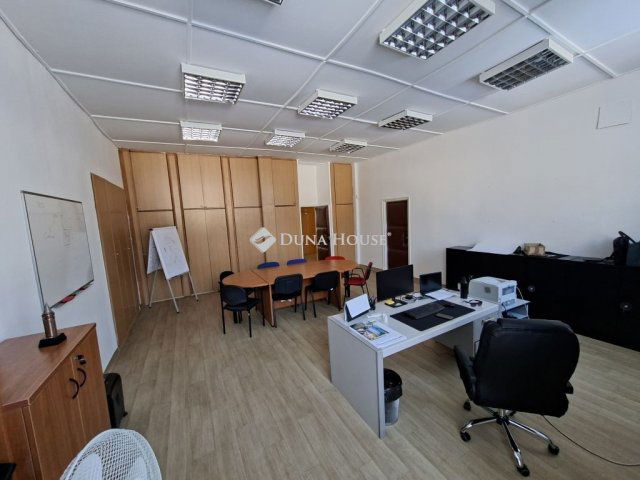 Eladó ipari ingatlan, Szegeden 1575 M Ft / költözzbe.hu