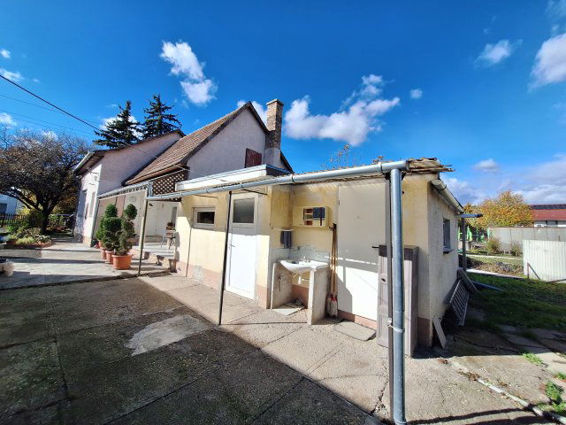 Eladó családi ház, Érden 74.9 M Ft, 3 szobás