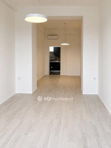 Eladó téglalakás, Budapesten, VIII. kerületben 55.8 M Ft