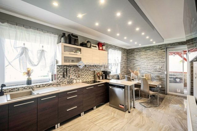 Eladó családi ház, Tokodon 119 M Ft, 5 szobás