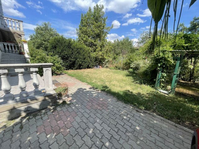 Eladó sorház, Budapesten, XVIII. kerületben 82.9 M Ft, 4+1 szobás