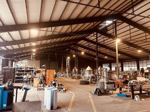 Eladó ipari ingatlan, Tasson 130 M Ft / költözzbe.hu