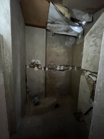 Eladó téglalakás, Pécsett 24.9 M Ft, 3 szobás