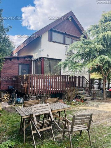 Eladó családi ház, Szentendrén 88 M Ft, 3 szobás