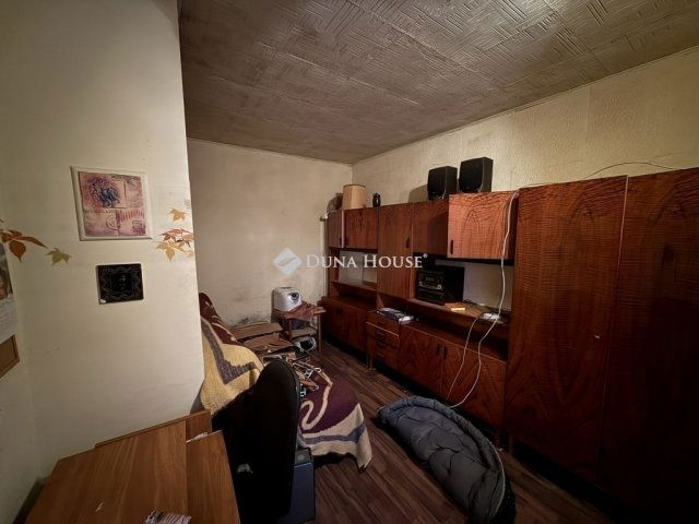 Eladó téglalakás, Budapesten, XXI. kerületben 34.9 M Ft