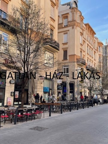 Eladó téglalakás, Budapesten, V. kerületben, Ferenciek terén