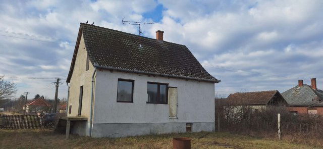 Eladó családi ház, Újlétán 25.9 M Ft, 2 szobás