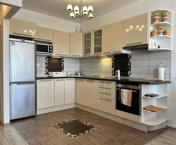 Kiadó téglalakás, albérlet, Miskolcon, Dóczy József utcában