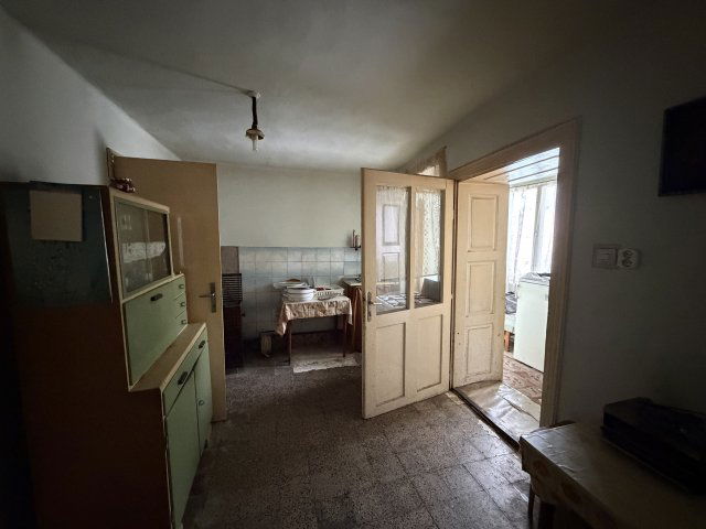 Eladó családi ház, Pázmándfalun 44.9 M Ft, 4 szobás