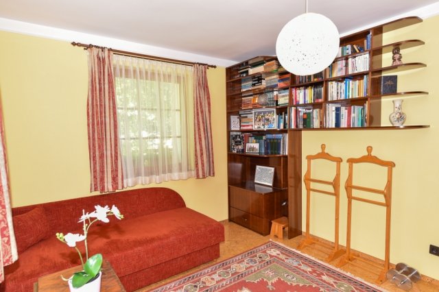 Eladó családi ház, Veszprémben 219.9 M Ft, 3+3 szobás