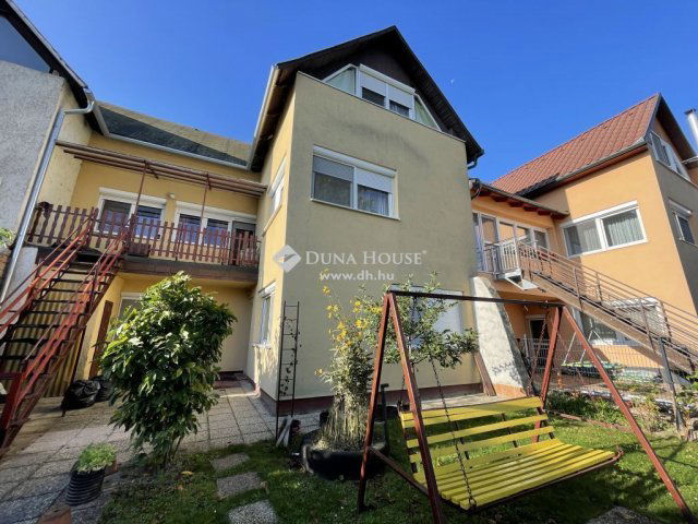 Eladó családi ház, Dorogon 83.9 M Ft, 5 szobás