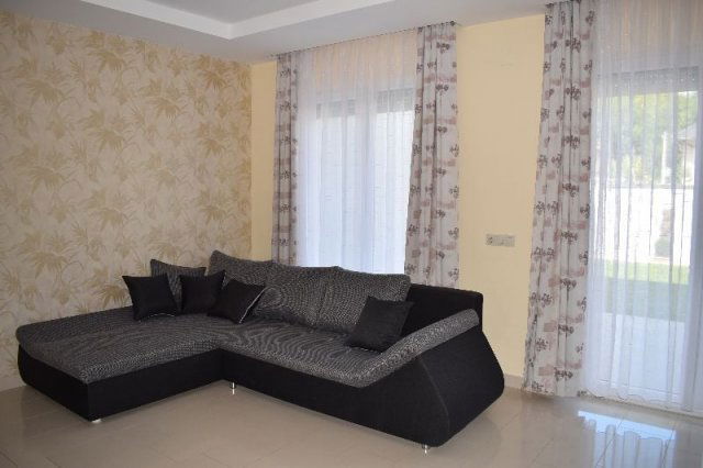 Kiadó sorház, albérlet, Debrecenben 650 E Ft / hó, 4 szobás