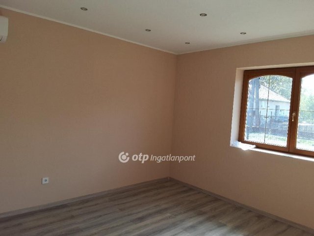 Eladó családi ház, Zalaegerszegen 73 M Ft, 3 szobás