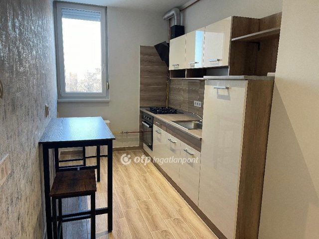 Eladó téglalakás, Debrecenben 62.9 M Ft, 2 szobás