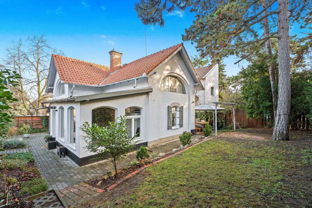 Eladó családi ház, Budapesten, XII. kerületben 379 M Ft