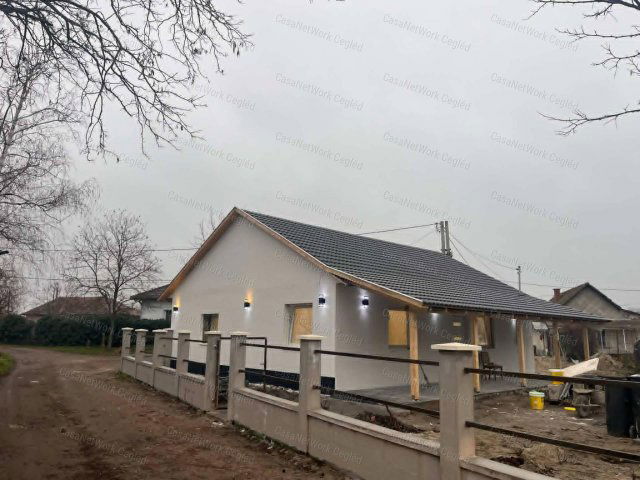 Eladó családi ház, Tápiószelén 41.9 M Ft, 3 szobás