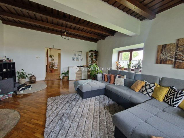 Eladó családi ház, Pécsváradon 69.9 M Ft, 3 szobás