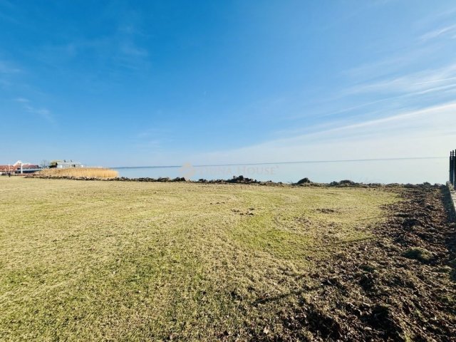 Eladó telek, Balatonkenesén 4900 M Ft / költözzbe.hu