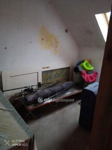 Eladó családi ház, Csemőn 37 M Ft, 5+1 szobás