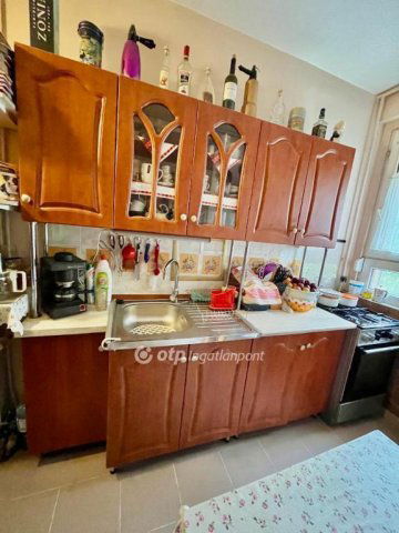 Eladó téglalakás, Pécsett 47.9 M Ft, 2 szobás