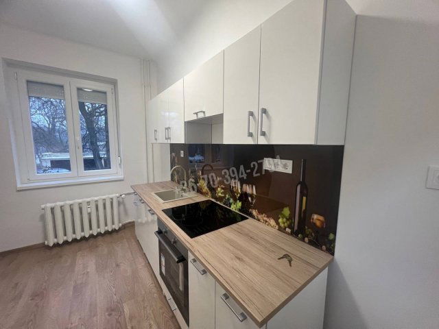 Eladó téglalakás, Tatabányán 49.9 M Ft, 2 szobás