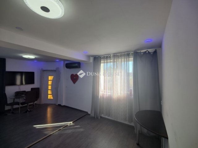 Eladó téglalakás, Üllőn 20.9 M Ft, 1 szobás