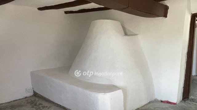 Eladó családi ház, Ároktőn 49.9 M Ft, 4+4 szobás