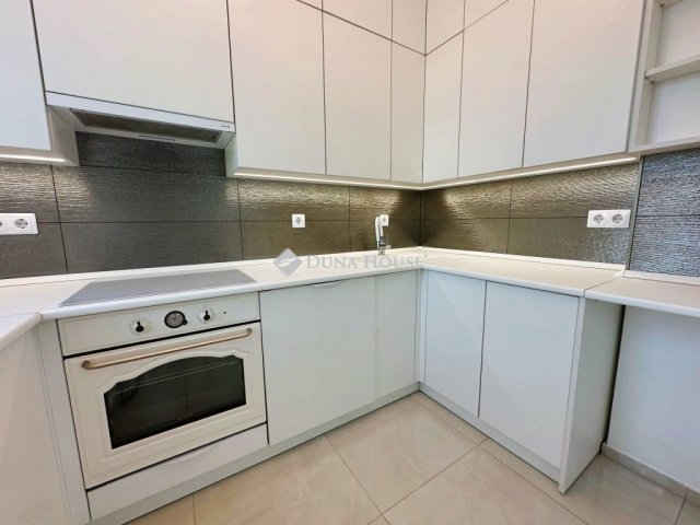 Kiadó téglalakás, albérlet, Kecskeméten 225 E Ft / hó