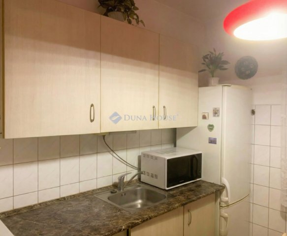 Eladó téglalakás, Zalaegerszegen 37.9 M Ft, 3 szobás