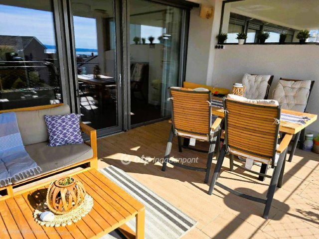 Eladó téglalakás, Balatonfüreden 170 M Ft, 3 szobás