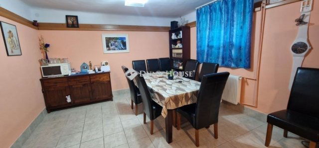 Eladó családi ház, Budapesten, XVII. kerületben 108.9 M Ft