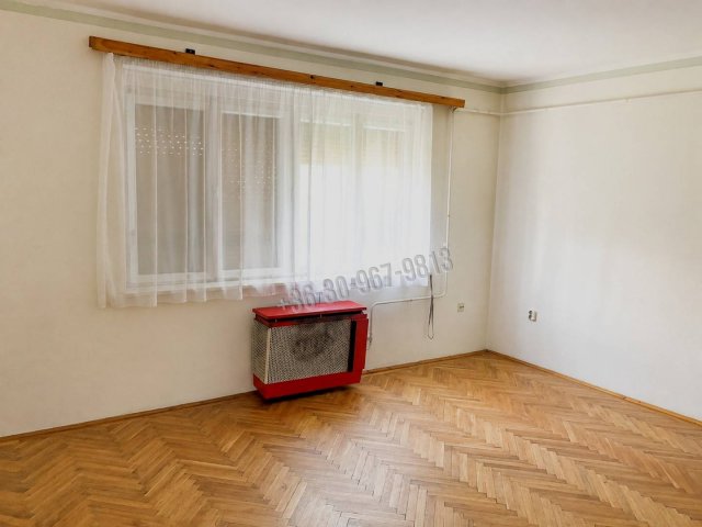Eladó téglalakás, Békéscsabán, Tulipán utcában 27.9 M Ft