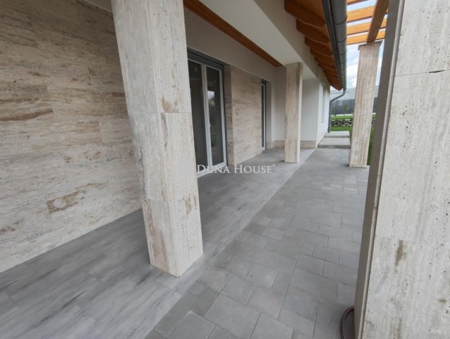 Eladó családi ház, Ráckeresztúron 84.99 M Ft, 4 szobás