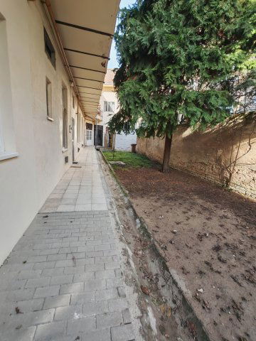 Eladó téglalakás, Pécsett 86.9 M Ft, 3 szobás