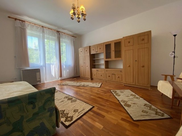 Kiadó téglalakás, albérlet, Debrecenben, Serház utcában