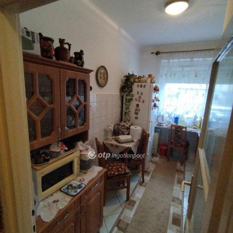 Eladó téglalakás, Miskolcon 26.4 M Ft, 2 szobás