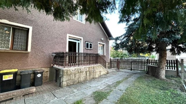 Eladó családi ház, Győrött 79.1 M Ft, 3 szobás