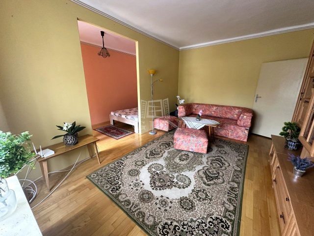 Eladó téglalakás, Kaposváron 29.99 M Ft, 1+1 szobás