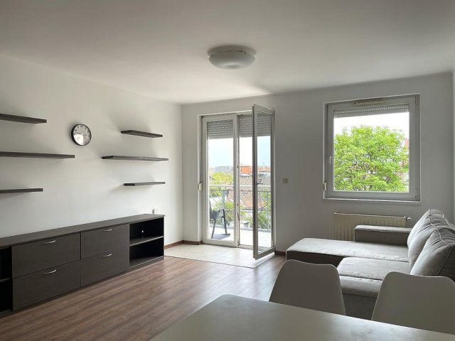 Kiadó téglalakás, albérlet, Budapesten, VII. kerületben