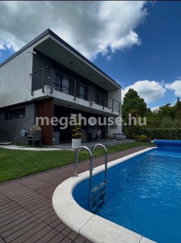 Eladó családi ház, Budaörsön 398.7 M Ft, 5 szobás