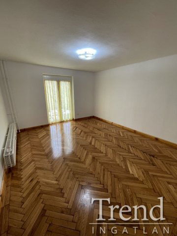 Eladó téglalakás, Dunaújvárosban 42.5 M Ft, 2 szobás