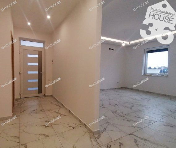 Eladó családi ház, Nagykőrösön 79.9 M Ft, 4 szobás