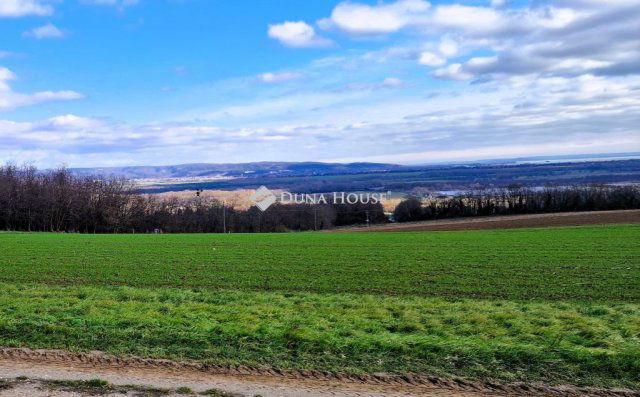 Eladó telek, Alsópáhokon 149.5 M Ft / költözzbe.hu