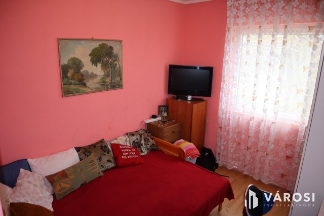 Eladó családi ház, Siófokon 55 M Ft, 6 szobás