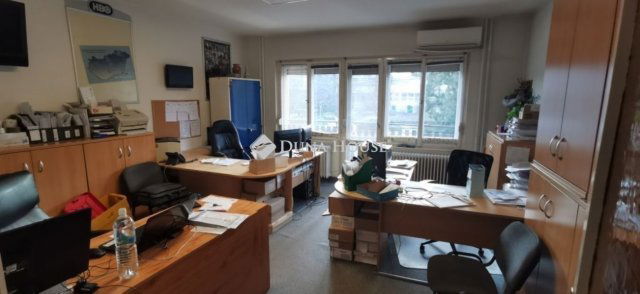 Eladó családi ház, Szentendrén 99 M Ft, 2 szobás