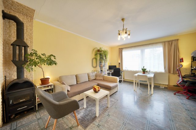 Eladó családi ház, Felsőpakonyban 78 M Ft, 4 szobás